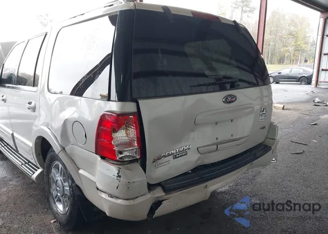 2006 Ford Expedition Limited from USA, damaged, VIN 1FMFU20516LA76674
